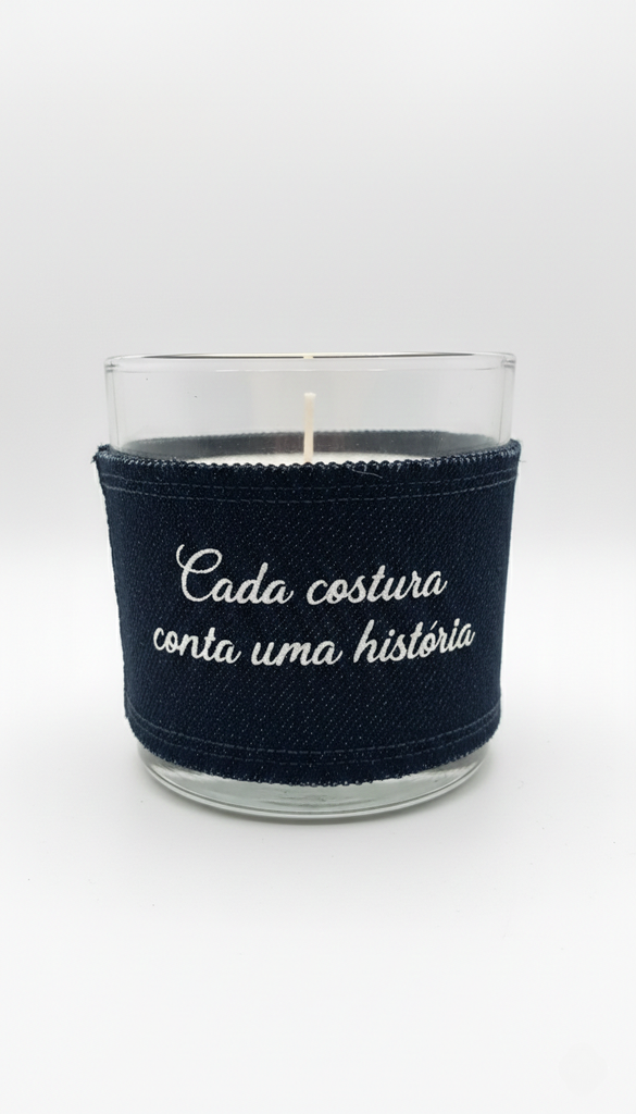 Vela Jeans do Bem - Cada costura conta uma história.