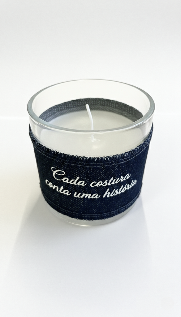 Vela Jeans do Bem - Cada costura conta uma história.